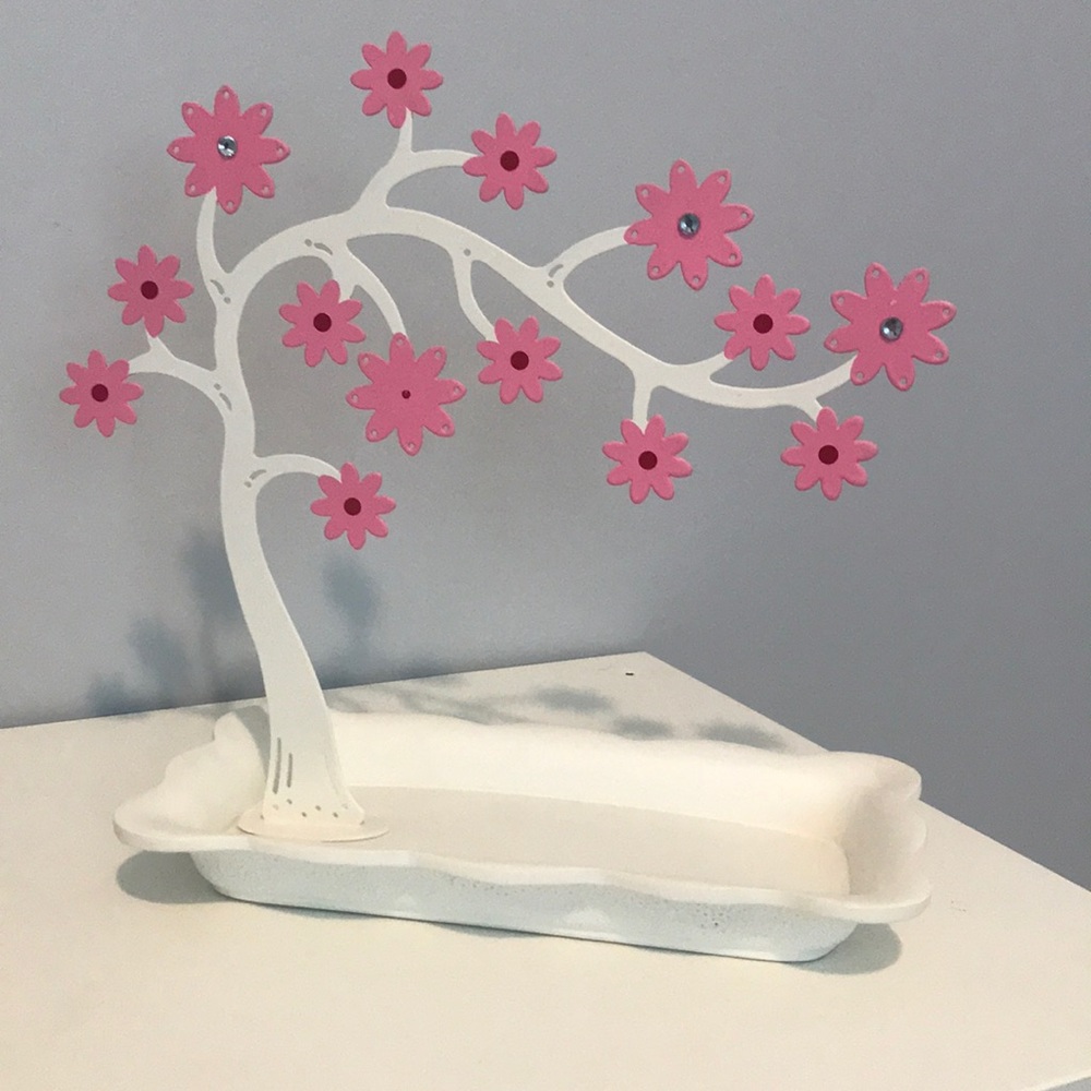 Adorable Tree Jewelry Holder Display